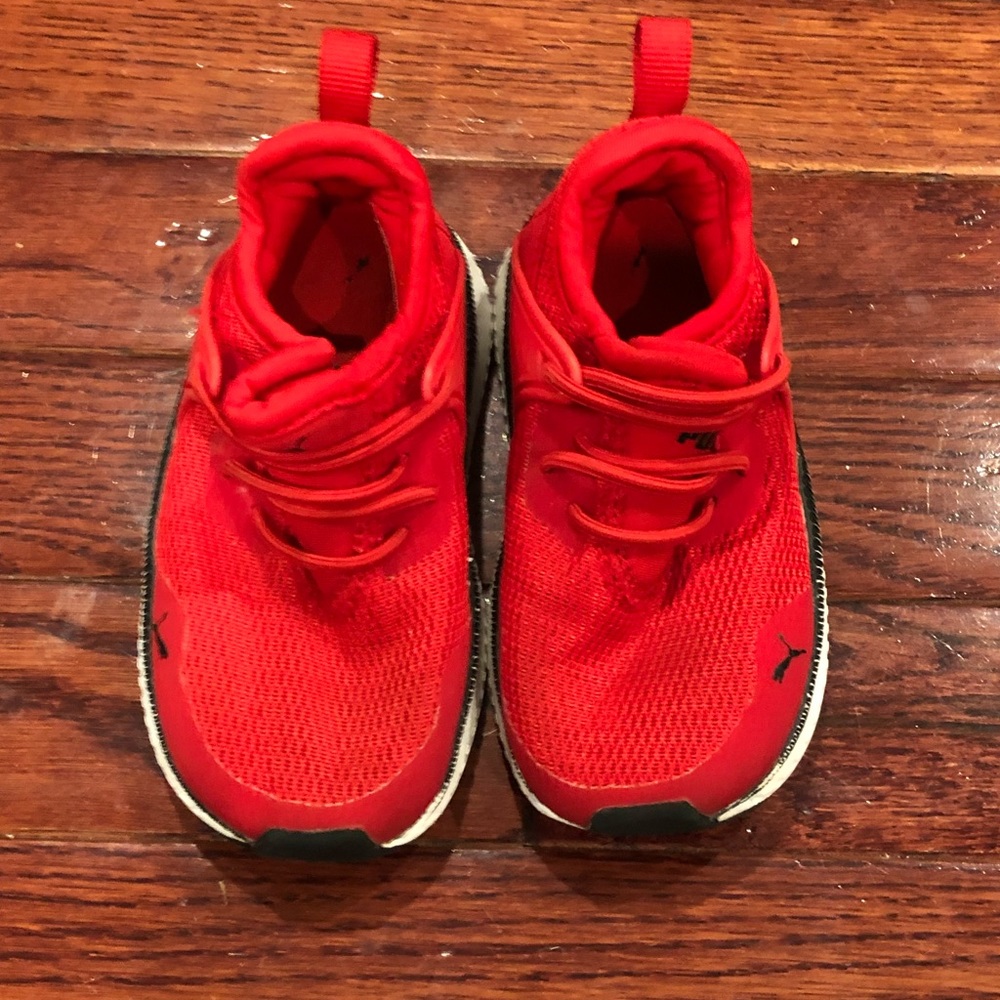 Puma toddler size 6 red sneakers